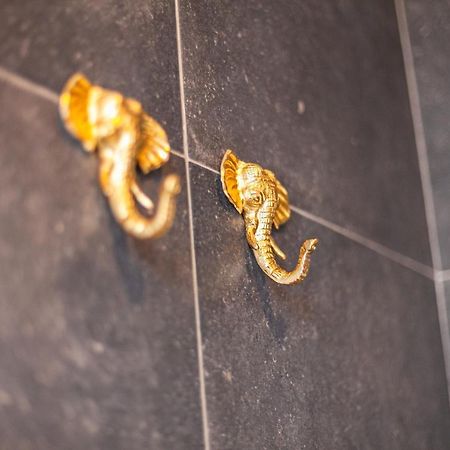 Luxury Suites Boutique By Rikas Hotels アントウェルペン エクステリア 写真