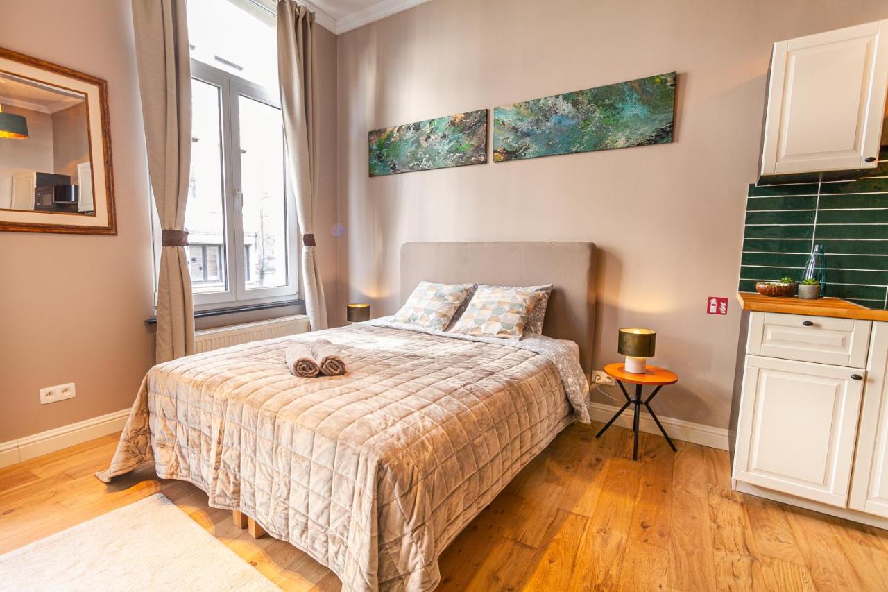 Luxury Suites Boutique By Rikas Hotels アントウェルペン エクステリア 写真