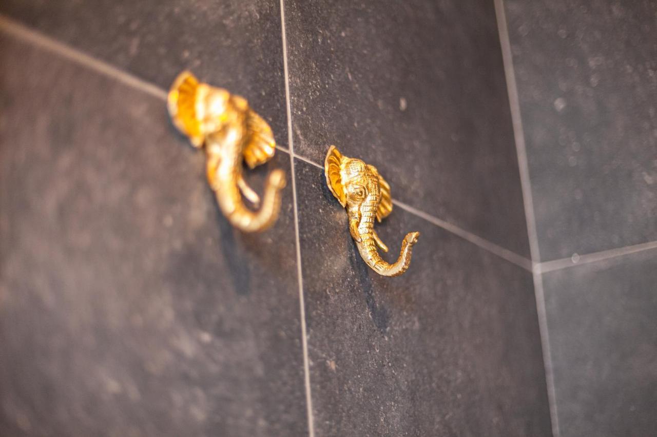 Luxury Suites Boutique By Rikas Hotels アントウェルペン エクステリア 写真