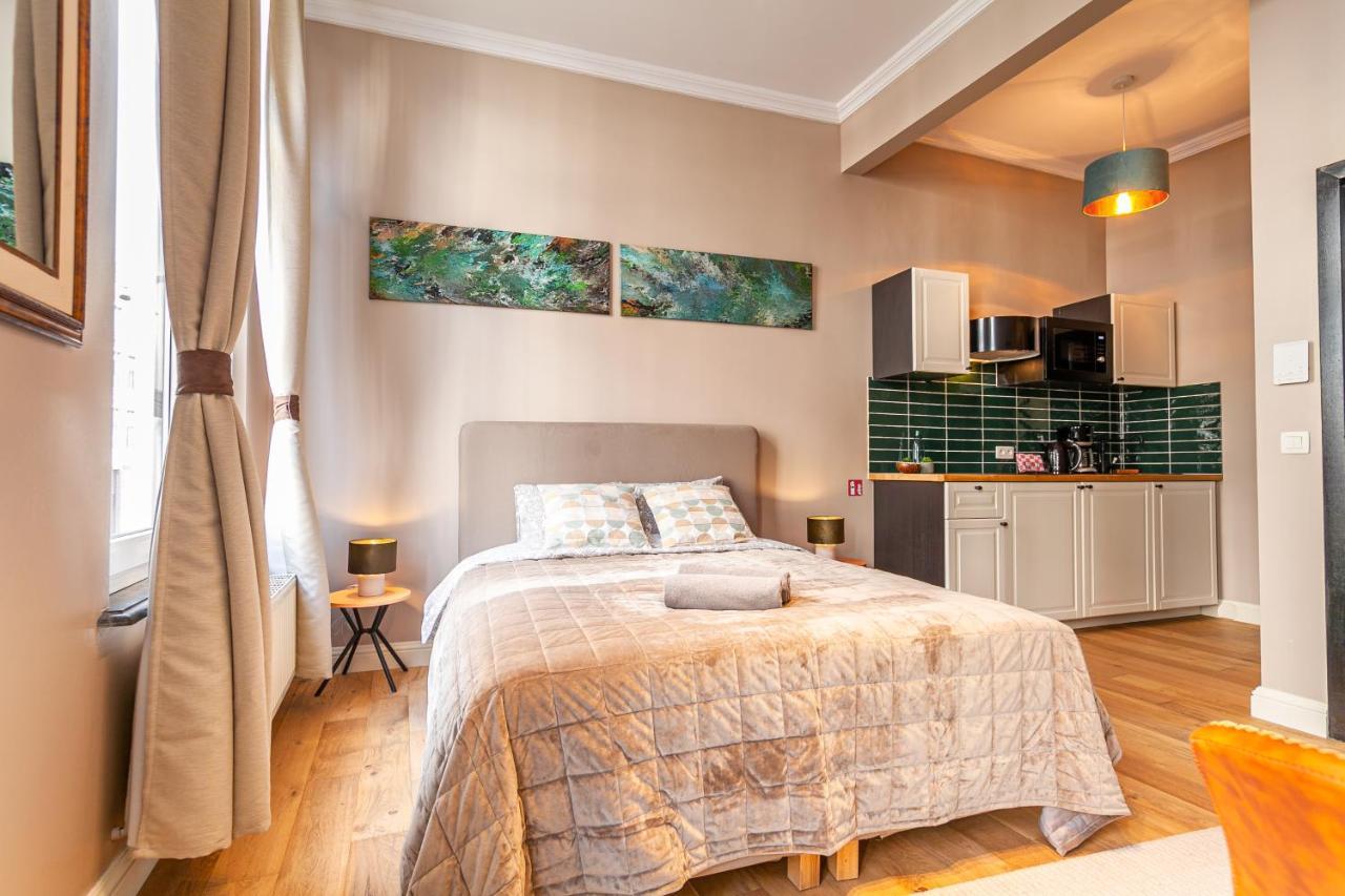 Luxury Suites Boutique By Rikas Hotels アントウェルペン エクステリア 写真