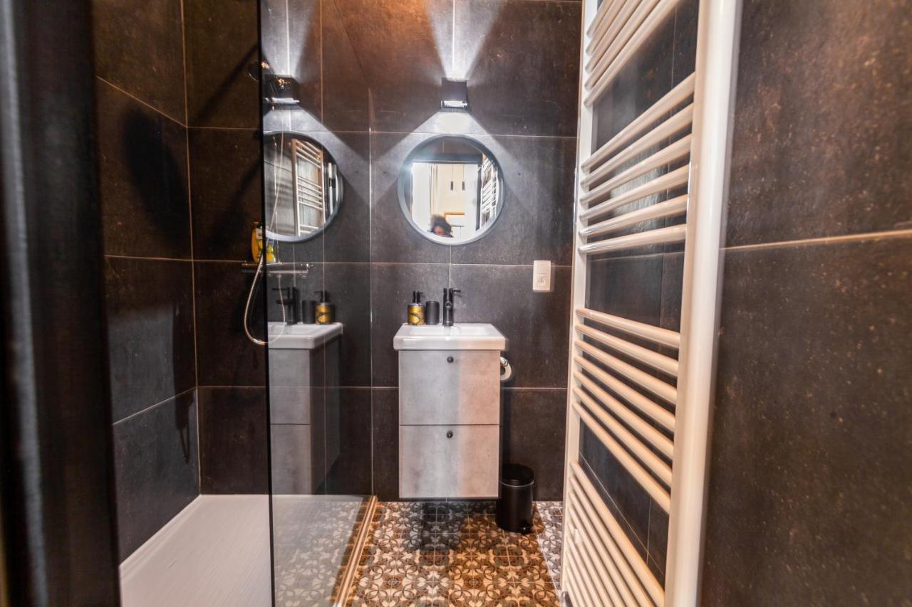 Luxury Suites Boutique By Rikas Hotels アントウェルペン エクステリア 写真
